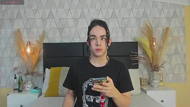 JustinePerry online show from 03-11-26, 04:06