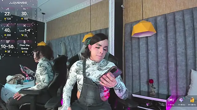 JustinePerry online show from 02-06-26, 04:19