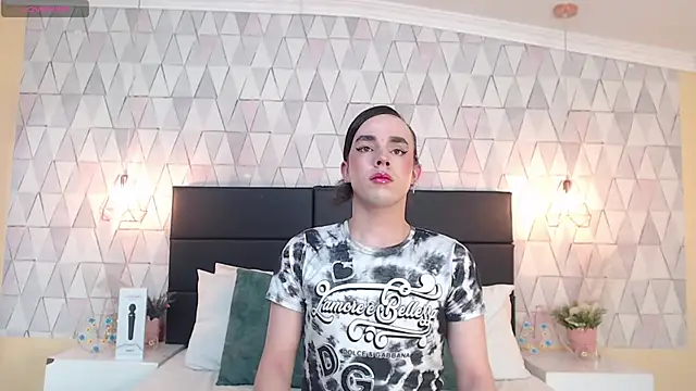 JustinePerry online show from 09-15-25, 03:18