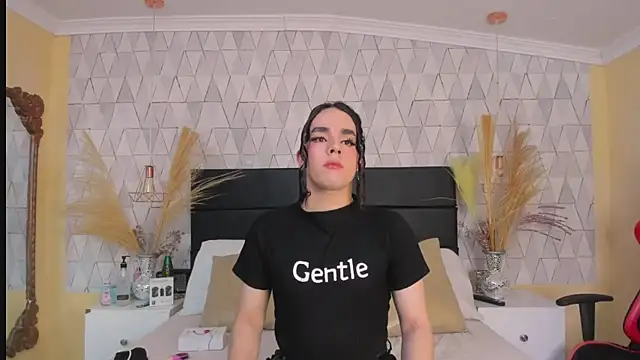 JustinePerry online show from 02-18-26, 04:10