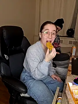 Snapshot of Kinkycouple1789 chatting on 01-09-25, 10:20 Kinkycouple1789 online show from 01-09-25, 10:20