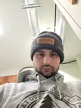 Snapshot of Kinkycouple1789 chatting on 02-13-25, 02:20 Kinkycouple1789 online show from 02-13-25, 02:20