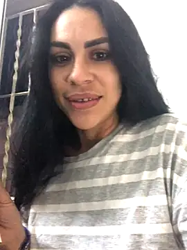 hotroommates online show from 11-12-25, 03:21