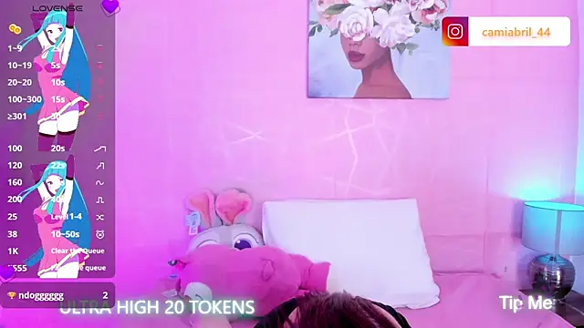 Snapshot of Trixiroy chatting on 04-19-26, 04:02 Trixiroy online show from 04-19-26, 04:02