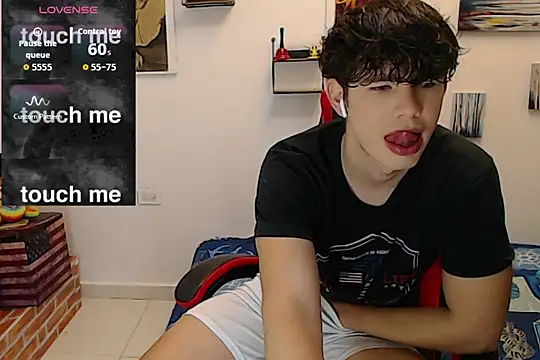 Snapshot of Angelo-cianuro- chatting on 09-20-25, 10:04 Angelo-cianuro- online show from 09-20-25, 10:04