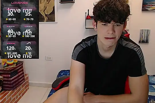 Snapshot of Angelo-cianuro- chatting on 09-09-25, 10:30 Angelo-cianuro- online show from 09-09-25, 10:30