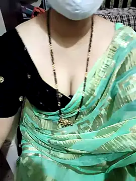 Snapshot of aliseanu chatting on 03-13-25, 04:49 aliseanu online show from 03-13-25, 04:49