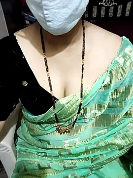 Snapshot of aliseanu chatting on 03-13-25, 03:39 aliseanu online show from 03-13-25, 03:39