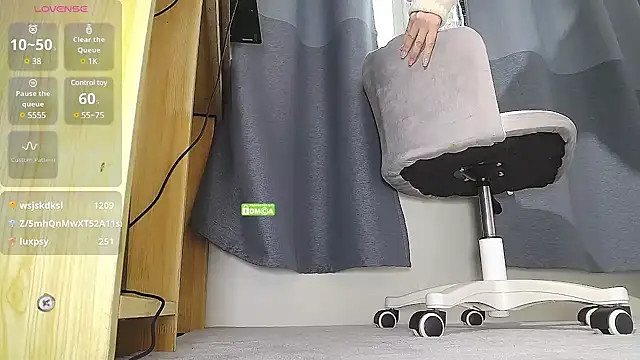 CN-Doudou online show from 03-18-25, 06:39