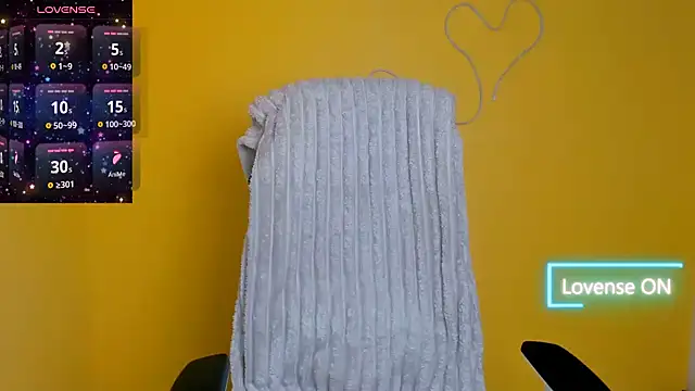 Evelina GG online show from 12-17-25, 06:29