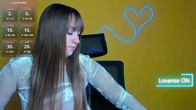 Evelina GG online show from 10-17-25, 05:44