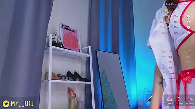 Snapshot of MyLou_ chatting on 02-11-26, 03:12 MyLou online show from 02-11-26, 03:12