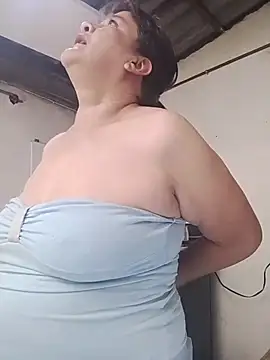 DirtyStefaniax online show from 03-28-26, 03:02