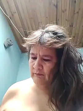 Snapshot of DirtyStefaniax chatting on 10-29-25, 05:45 DirtyStefaniax online show from 10-29-25, 05:45