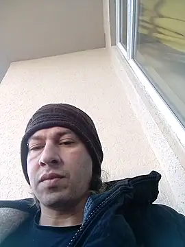 Snapshot of Lovely_milk chatting on 03-08-25, 08:33 Lovely milk online show from 03-08-25, 08:33