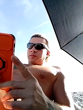 Lovely milk online show from 11-20-25, 09:54