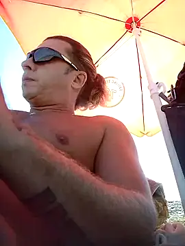 Snapshot of Lovely_milk chatting on 09-23-25, 07:48 Lovely milk online show from 09-23-25, 07:48