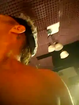 Snapshot of Lovely_milk chatting on 09-18-25, 11:02 Lovely milk online show from 09-18-25, 11:02