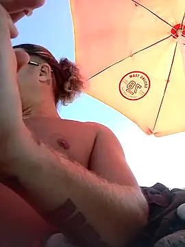 Snapshot of Lovely_milk chatting on 09-28-25, 09:38 Lovely milk online show from 09-28-25, 09:38