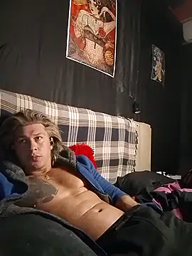 Snapshot of Lovely_milk chatting on 03-07-25, 07:49 Lovely milk online show from 03-07-25, 07:49