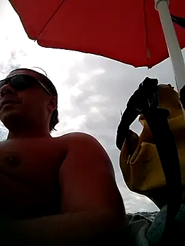 Snapshot of Lovely_milk chatting on 09-26-25, 07:59 Lovely milk online show from 09-26-25, 07:59