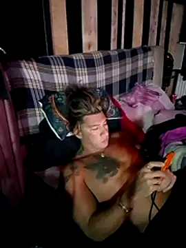 Lovely milk online show from 11-18-25, 08:23