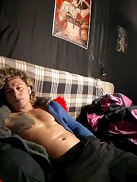 Snapshot of Lovely_milk chatting on 03-05-25, 09:59 Lovely milk online show from 03-05-25, 09:59