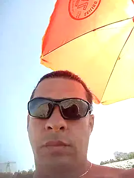 Snapshot of Lovely_milk chatting on 09-17-25, 10:06 Lovely milk online show from 09-17-25, 10:06