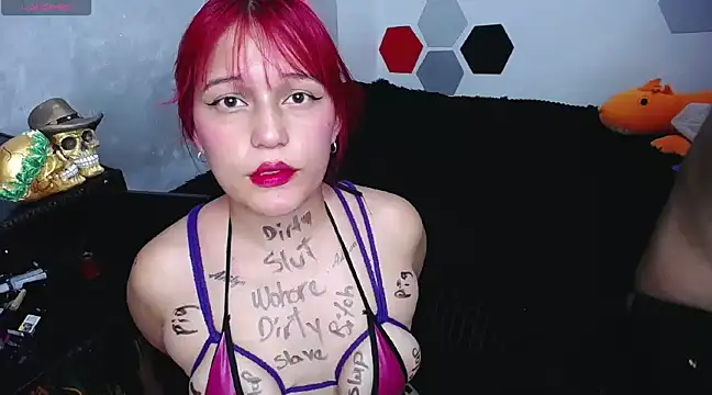 Snapshot of mysteery_katty_ chatting on 02-24-25, 09:09 mysteery katty online show from 02-24-25, 09:09