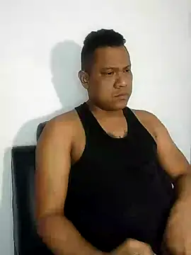 latinblack01 online show from 12-17-24, 03:06