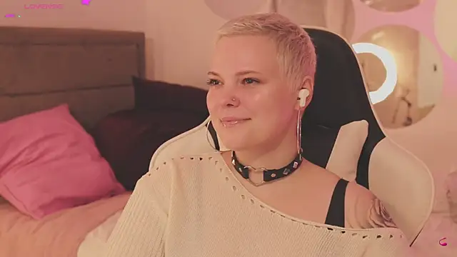 LikaBerry1 online show from 01-18-26, 01:14