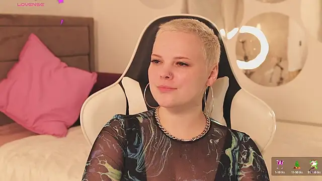 LikaBerry1 online show from 02-28-26, 01:55