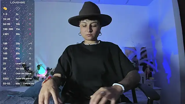 ZuryRamirez  online show from 03-18-25, 08:05