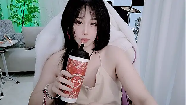 Vaness-a online show from 11-29-25, 11:49