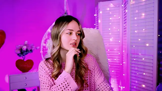 Snapshot of DeboraLarson chatting on 02-26-25, 12:41 DeboraLarson online show from 02-26-25, 12:41