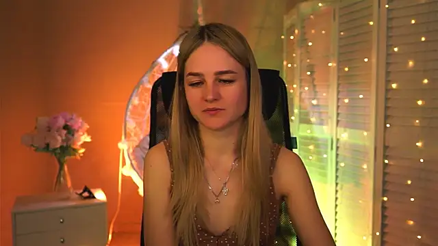 DeboraLarson online show from 03-12-26, 03:12