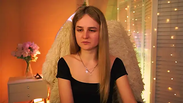 DeboraLarson online show from 03-04-26, 06:21