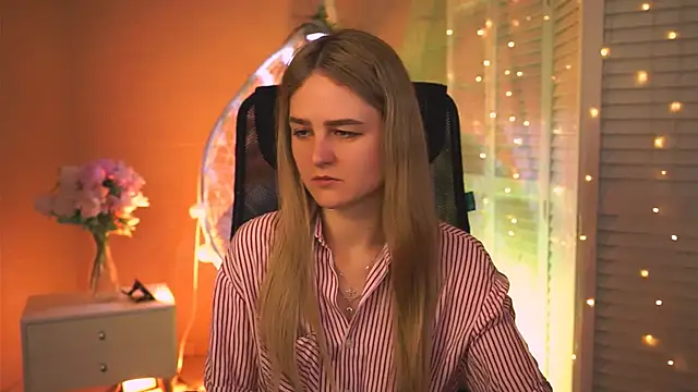 DeboraLarson online show from 03-05-26, 03:25