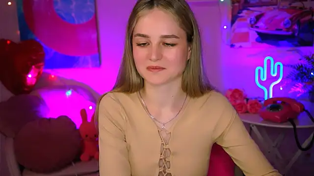 Snapshot of DeboraLarson chatting on 03-11-25, 07:24 DeboraLarson online show from 03-11-25, 07:24