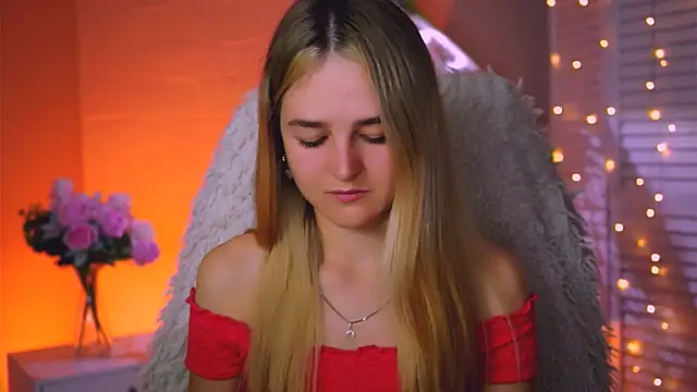 Snapshot of DeboraLarson chatting on 09-26-25, 03:46 DeboraLarson online show from 09-26-25, 03:46