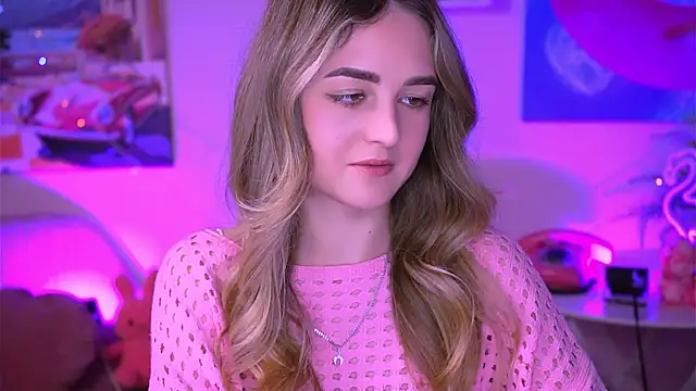 Snapshot of DeboraLarson chatting on 02-17-25, 04:28 DeboraLarson online show from 02-17-25, 04:28