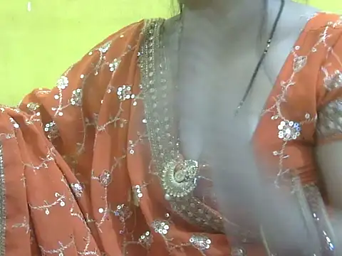 Snapshot of HOT-SEEMAA chatting on 06-07-26, 08:14 HOT-SEEMAA online show from 06-07-26, 08:14