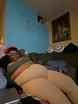 Snapshot of dondivax3 chatting on 01-08-25, 08:29 dondivax3 online show from 01-08-25, 08:29