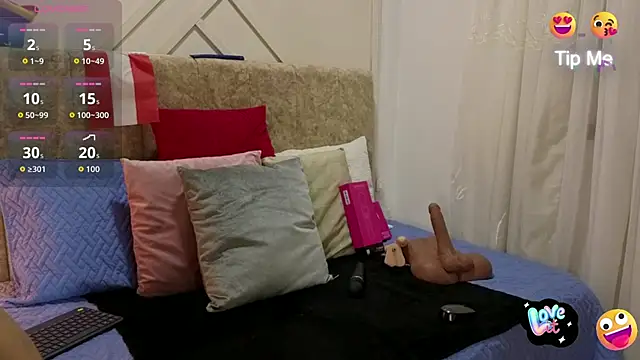 ashley  foxx  online show from 07-07-26, 01:47