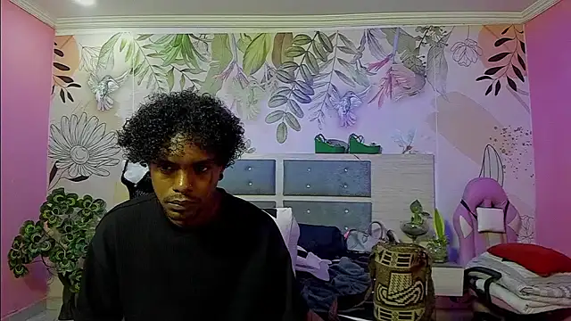 Snapshot of bigblackhotx1 chatting on 01-18-26, 12:52 bigblackhotx1 online show from 01-18-26, 12:52