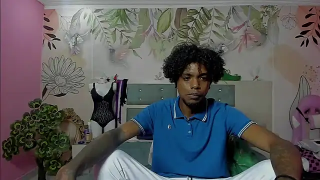 Snapshot of bigblackhotx1 chatting on 02-07-26, 01:08 bigblackhotx1 online show from 02-07-26, 01:08