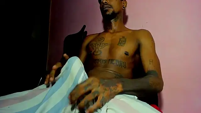 bigblackhotx1 online show from 03-28-26, 10:27