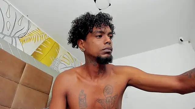 bigblackhotx1 online show from 12-02-25, 06:37