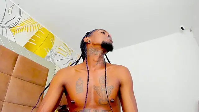 bigblackhotx1 online show from 11-02-25, 01:05