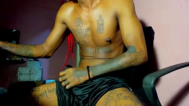 bigblackhotx1 online show from 04-09-26, 10:21